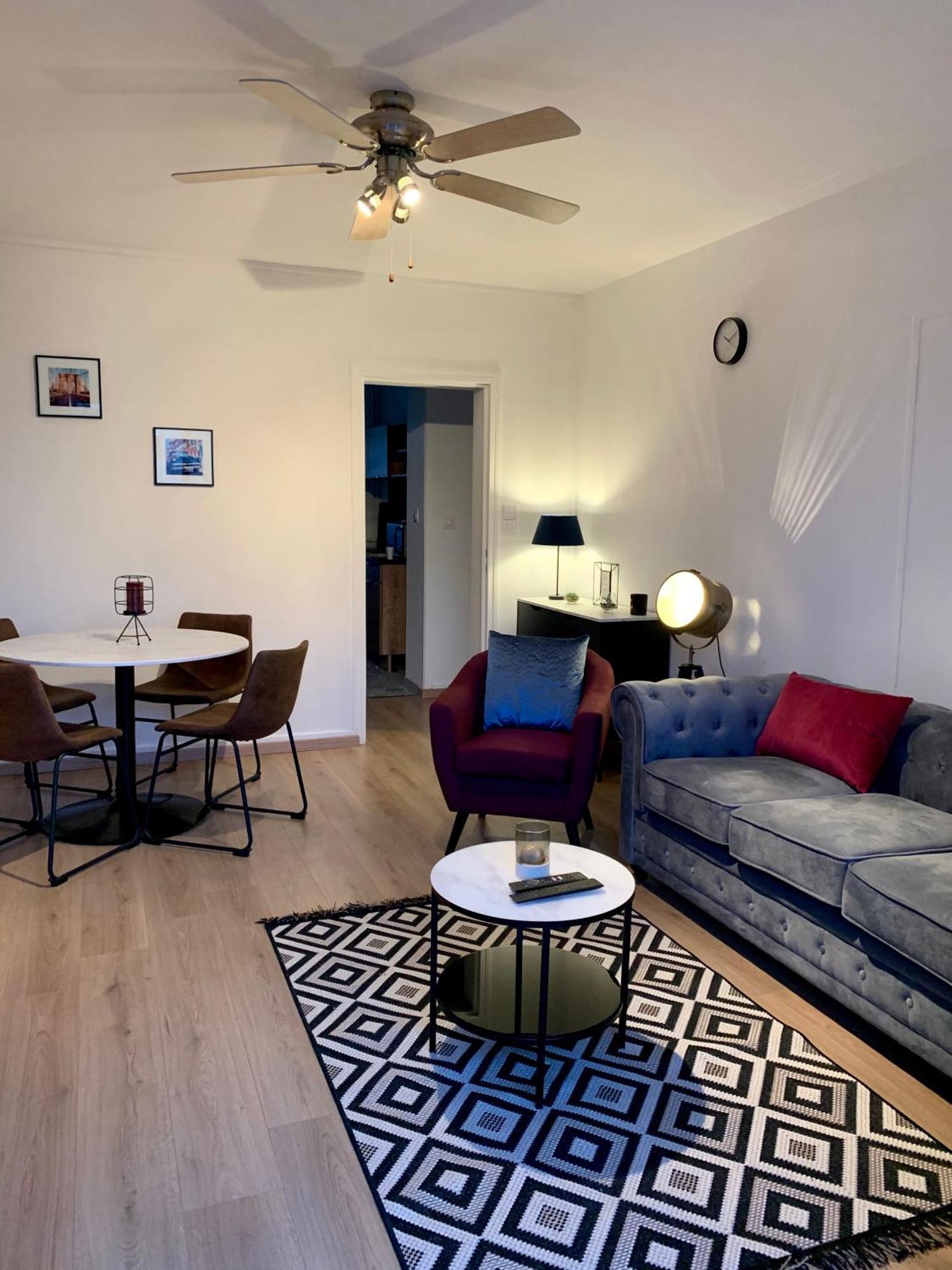 Bel Appartement Renove En Centre Ville Limoges Eksteriør billede